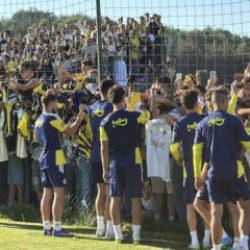 Binlerce taraftar Fenerbah&ccedil;e'yi yalnız bırakmadı!