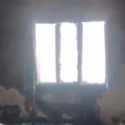 &Ccedil;akmakla oynayan &ccedil;ocuk, yangın &ccedil;ıkardı