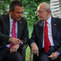 CHP&rsquo;de taht oyunları veya siyas&icirc; amnezi&hellip;