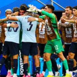 D&uuml;nya Kupası'ndan elenmişlerdi! Federasyon futbolculara cezayı kesti