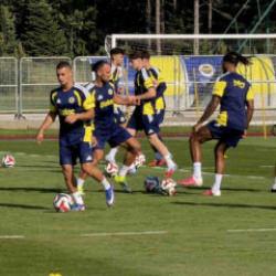 Fenerbah&ccedil;e'de yeni sezon hazırlıkları tam gaz!