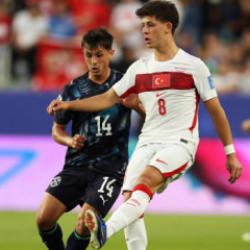 FIFA'dan T&uuml;rkiye'ye 'ret' geldi! Paraguay ma&ccedil;ındaki 'saat' detayı kararı belirledi