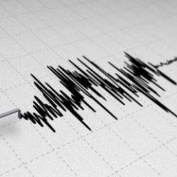 Malatya'da 4 b&uuml;y&uuml;kl&uuml;ğ&uuml;nde deprem!