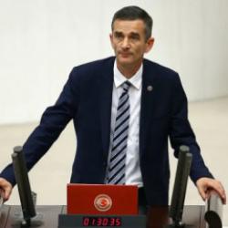 Son Dakika: &Uuml;mit Dikbayır CHP'den istifa etti