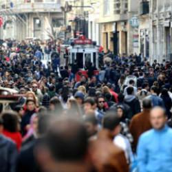 T&uuml;rkiye'deki yabancı n&uuml;fusu belli oldu! İşte dikkat &ccedil;eken tablo
