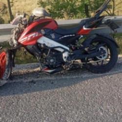 Uşak&rsquo;ta motosiklet kamyona arkadan &ccedil;arptı: 1 &ouml;l&uuml;
