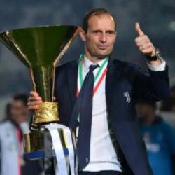 6 şampiyonluğu var! Napoli'de Allegri d&ouml;nemi