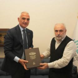 Medeniyet mirası masada: Bakan Ersoy'dan bilim tarih&ccedil;isi Fazlıoğlu'na ziyaret