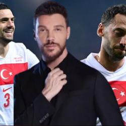 Milli takımın marşına kim karar verdi! Sinan Ak&ccedil;ıl'dan bomba a&ccedil;ıklamalar...