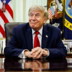 ABD Y&uuml;ksek Mahkemesi'nden Trump'a k&ouml;t&uuml; haber: Trump k&uuml;plere binecek