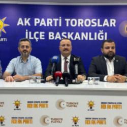 AK Parti&rsquo;den Toroslar Meclisi tepkisi: Demokrasiye kara leke s&uuml;r&uuml;ld&uuml;