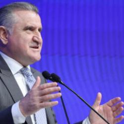 Bakan Bak'tan Ragbi Erkek Milli Takımı'na tebrik