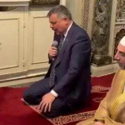 Bakan &Ccedil;ift&ccedil;i'den Emevi Camii'nde Kur'an-ı Kerim tilaveti