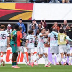 Herkes bitti derken 2-0'dan d&ouml;n&uuml;p tarih yazdılar! Zafer 120+5'te geldi