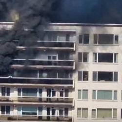 Bel&ccedil;ika'da bir binada yangın! &Ccedil;ok sayıda &ouml;l&uuml; var