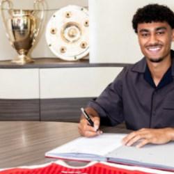 Daha 23 yaşında! 55 milyon Euro'ya Bayern'e gitti