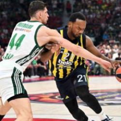 Fenerbah&ccedil;e'nin eski oyuncusu Galatasaray'da