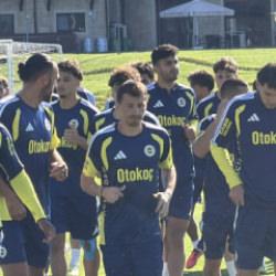 Fenerbah&ccedil;e'ye Vedat Muriqi'den k&ouml;t&uuml; haber haber! Resmi a&ccedil;ıklama geldi