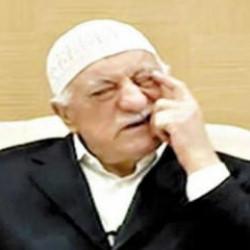 FET&Ouml; elebaşının mezarına giden yok: Ya tasfiye ya yıkım