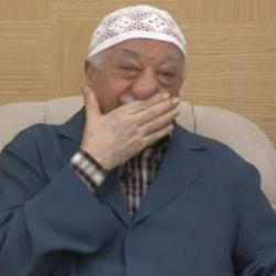 FET&Ouml;'den talimat gitmiş: 'İtalyan artistleri gibi olun, eşlerinizin başını a&ccedil;ın'