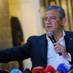 &Ouml;zg&uuml;r &Ouml;zel'den yeni parti a&ccedil;ıklaması