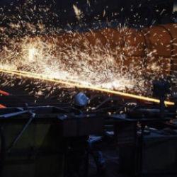 K&uuml;resel &ccedil;elik ticaretinde deprem! Kotayı y&uuml;zde 51 azaltıyor, vergi y&uuml;zde 50'ye &ccedil;ıkıyor