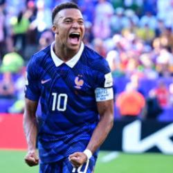 Mbappe'den zaferin ardından g&uuml;ndem olan a&ccedil;ıklama!