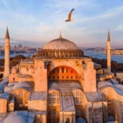Ayasofya-i Keb&icirc;r Camii'nin zincirlerini kıran o tarihi kararın &uuml;zerinden tam 6 yıl ge&ccedil;ti
