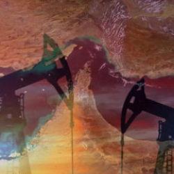 ABD, H&uuml;rm&uuml;z Boğazı'nda bu yıl i&ccedil;in petrol fiyatı tahminini d&uuml;ş&uuml;rd&uuml;