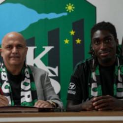 Kocaelispor'dan stopere 23'l&uuml;k takviye