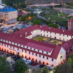 Bakan Ersoy m&uuml;jdeyi verdi: Eski askeri kışlaydı, Avrupa'nın en iyi m&uuml;zesi olmaya aday