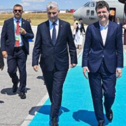 Bakan Bolat, Romanya Cumhurbaşkanı Nicuşor Dan'ı karşıladı