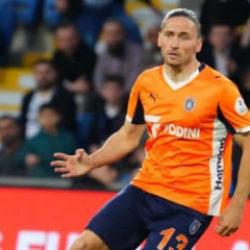 Başakşehir'de ayrılık! Crespo yeni adresi ile şaşırttı