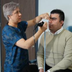 Boğazına yerleşen t&uuml;m&ouml;r nefesini kesmişti: İki ameliyatla hayata d&ouml;nd&uuml;