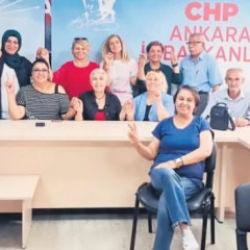 CHP'de kaos: &Ouml;zel&rsquo;in ekibinden tekme, tokat, kavga, &ccedil;ilingir ve talanlı direniş