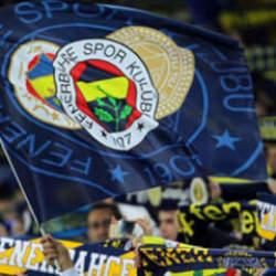Fenerbah&ccedil;e i&ccedil; transferde gaza bastı! 3 oyuncuyla yeni s&ouml;zleşme imzalandı