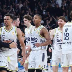 Fenerbah&ccedil;e'de ayrılık a&ccedil;ıklandı! Yıldız isme veda edildi