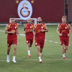 Galatasaray'ın ilk hazırlık ma&ccedil;ı belli oldu!