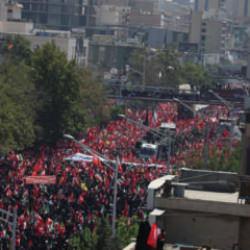 Hamaney'in cenaze alayı sokakları doldurdu
