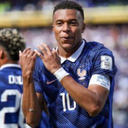 Mbappe'yi sinirlendiren s&ouml;zler! Irk&ccedil;ı senat&ouml;re sert cevap