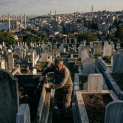 Megakentte boş mezar yeri fiyatları 334 bin lirayı aşarak rekor kırdı