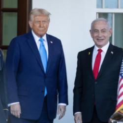 Netanyahu ve Trump arasında telefon g&ouml;r&uuml;şmesi&hellip; G&uuml;ndem İran oldu