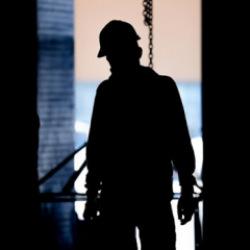 OECD: İş g&uuml;c&uuml; piyasası dayanıklı ancak zayıflama işaretleri başladı