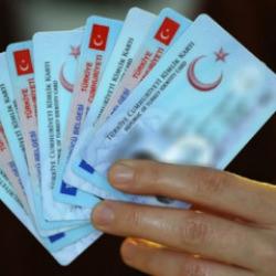 S&uuml;r&uuml;c&uuml;lere 2 kural geliyor! Yapanın ehliyeti iptal edilecek