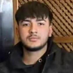 Arnavutk&ouml;y'de kanlı kavga! 19 yaşındaki gen&ccedil; arkadaşları tarafından &ouml;ld&uuml;r&uuml;ld&uuml; 