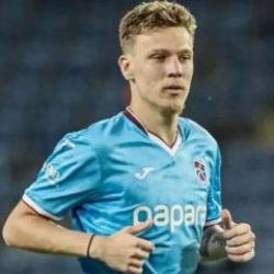 Trabzonspor'da flaş ayrılık! S&ouml;zleşmesi feshedildi: S&uuml;per Lig ekibine gidiyor