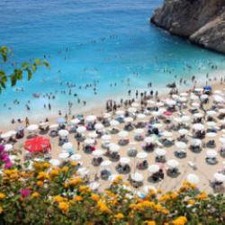 Y&uuml;ksek fiyatlar yerli turisti yabancı &uuml;lkeye ka&ccedil;ırıyor
