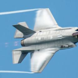 Yunan lobisinde b&uuml;y&uuml;k panik! T&uuml;rk d&uuml;şmanı Titus'tan F-35 s&ouml;zleri