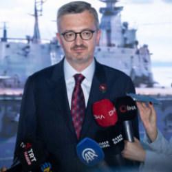 İletişim Başkanı Duran "İrade Bizim, Zafer Bizim" dijital zaman t&uuml;nelini ziyaret etti