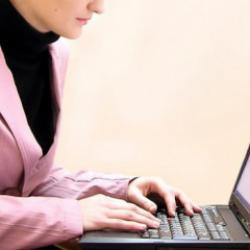 Doğurganlık krizinin gizli nedeni: Değersizleştirilen annelik ve ev i&ccedil;i emek